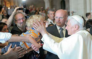 Zeugnis geben von der anspruchsvollen Schnheit des christlichen Lebens