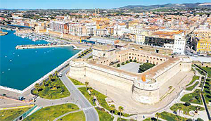 Civitavecchia  das Tor des Kirchenstaates zur Welt